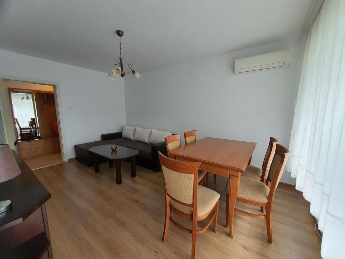 Апртамент Чайка Бл.17 Varna Exterior photo